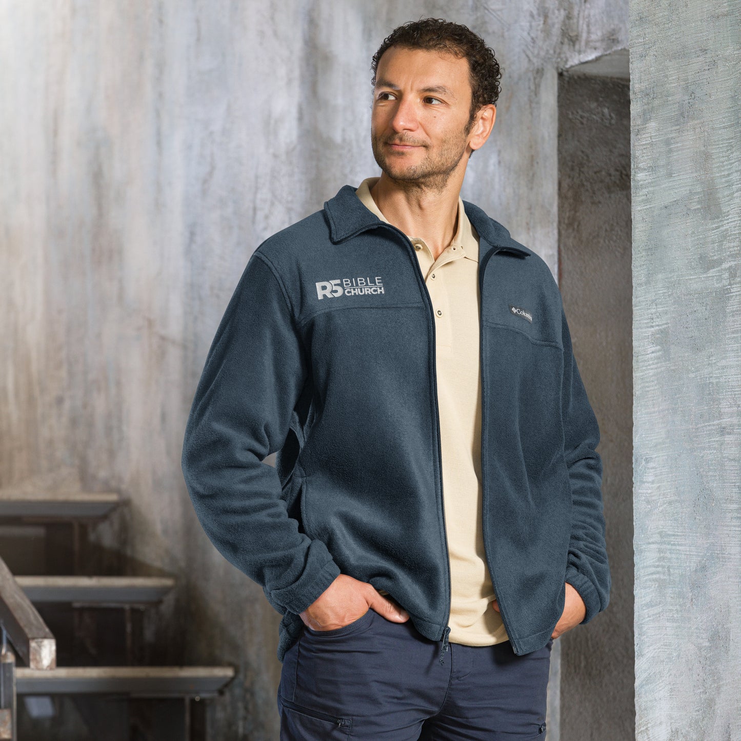 R5 Columbia fleece jacket